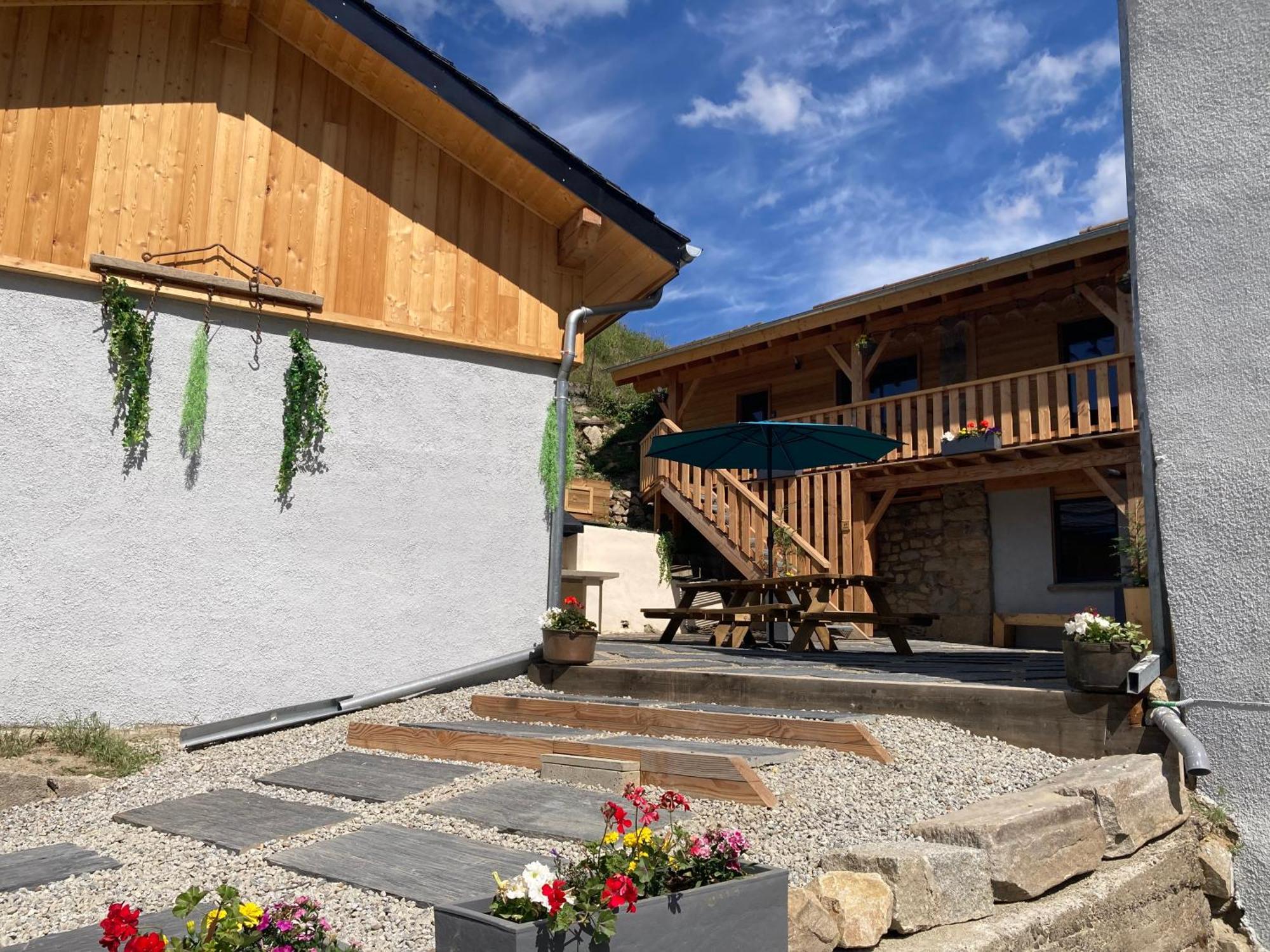 Studio Canellito Le Clos Des Ours Matemale Zewnętrze zdjęcie